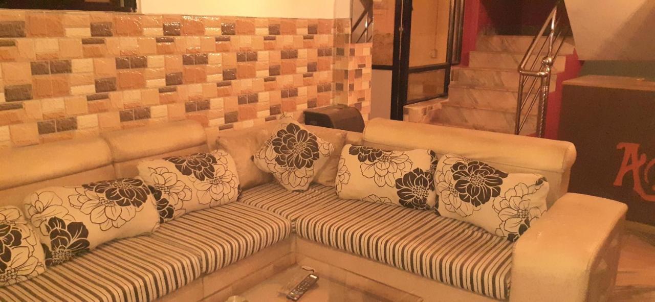 Ambience House Hotel Lalitpur Exterior foto